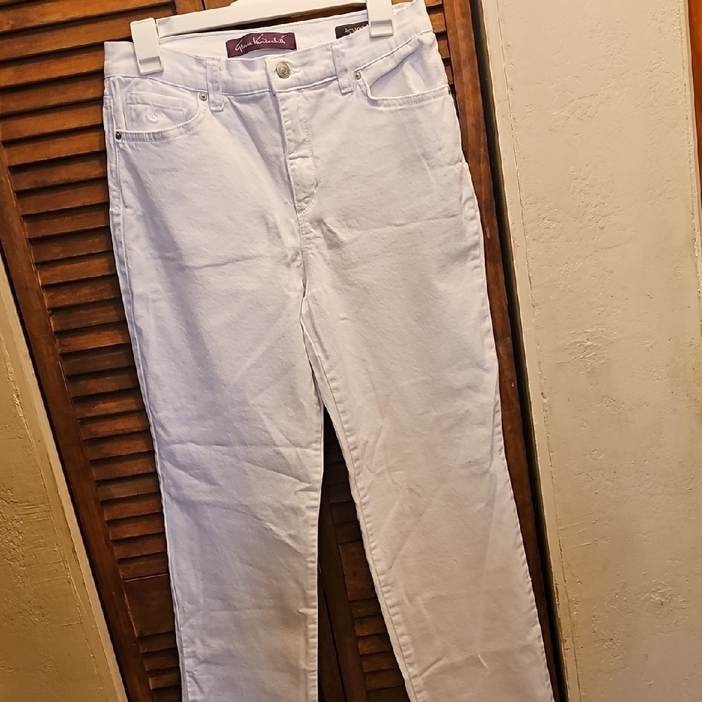 Gloria Vanderbilt Amanda White Jeans